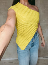 Load image into Gallery viewer, Next Level Top