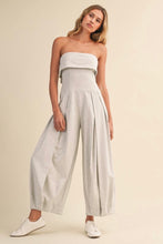 Load image into Gallery viewer, PRE ORDER / Julio 21 The Weekend Chic Jumpsuit
