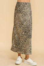 Load image into Gallery viewer, Leopard Maxi Skirt
