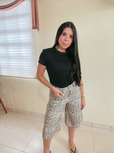Load image into Gallery viewer, Leopard Bermuda Shorts

