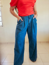 Load image into Gallery viewer, Índigo Wide Leg Denim
