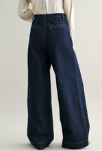 Load image into Gallery viewer, Sedona Wide Leg Jeans
