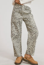 Load image into Gallery viewer, Wildin&#39; Out Barrel Jeans
