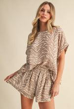 Load image into Gallery viewer, Thalia Zebra Set
